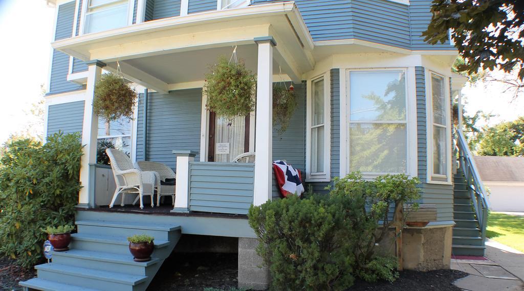The White Birch Inn Berwick Екстер'єр фото