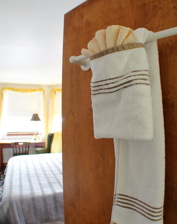 The White Birch Inn Berwick Екстер'єр фото