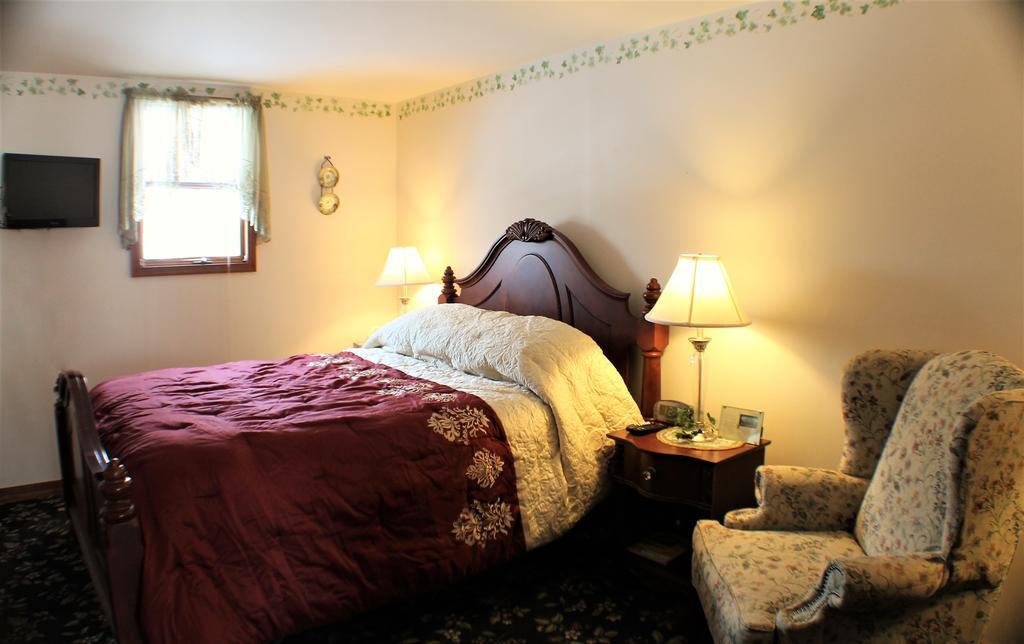 The White Birch Inn Berwick Екстер'єр фото