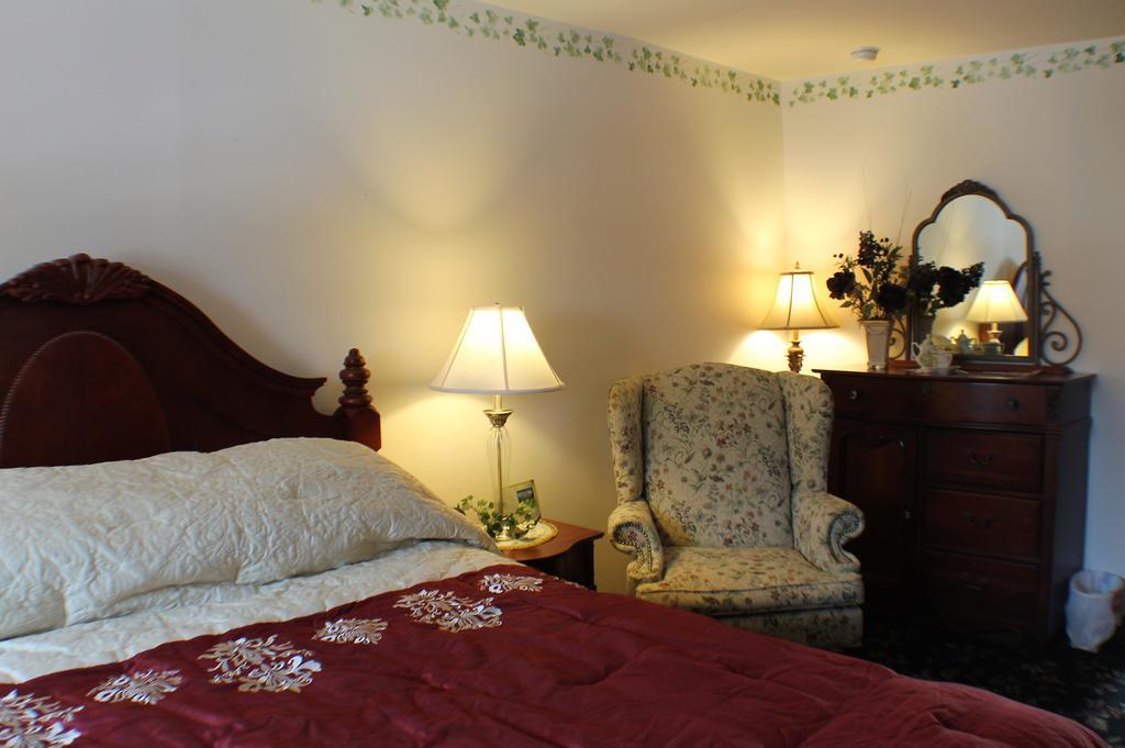 The White Birch Inn Berwick Екстер'єр фото